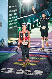 BIB: 
                            <button type="button" onclick="openModal(26480317)" class="btn btn-primary btn-sm float-right btn-popup" data-toggle="modal" data-target=".modal-high-quality">
                        <i class="fas fa-shopping-cart"></i> Add to Cart
                    </button>
                                            <button type="button" onclick="isThisMe(26480317, true)" class="btn btn-success btn-sm float-right btn-popup btn-isme hidden" data-toggle="tooltip" data-placement="bottom" title="นี่คือรูปของคุณใช่ไหม คลิกที่นี่เพื่อเอาเข้าอัลบั้ม">
                        <i class="fas fa-plus"></i> Add to album
                    </button>
                    <button type="button" onclick="isThisMe(26480317, false)" class="btn btn-warning btn-sm float-right btn-popup btn-isnotme hidden">
                        <i class="fas fa-ban"></i> Remove from album
                    </button>