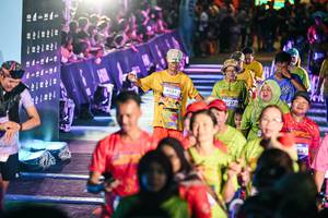 BIB: 
                            <button type="button" onclick="openModal(26342076)" class="btn btn-primary btn-sm float-right btn-popup" data-toggle="modal" data-target=".modal-high-quality">
                        <i class="fas fa-shopping-cart"></i> Add to Cart
                    </button>
                                            <button type="button" onclick="isThisMe(26342076, true)" class="btn btn-success btn-sm float-right btn-popup btn-isme hidden" data-toggle="tooltip" data-placement="bottom" title="นี่คือรูปของคุณใช่ไหม คลิกที่นี่เพื่อเอาเข้าอัลบั้ม">
                        <i class="fas fa-plus"></i> Add to album
                    </button>
                    <button type="button" onclick="isThisMe(26342076, false)" class="btn btn-warning btn-sm float-right btn-popup btn-isnotme hidden">
                        <i class="fas fa-ban"></i> Remove from album
                    </button>