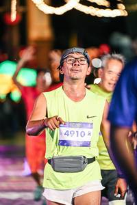 BIB: 
                            <button type="button" onclick="openModal(26338164)" class="btn btn-primary btn-sm float-right btn-popup" data-toggle="modal" data-target=".modal-high-quality">
                        <i class="fas fa-shopping-cart"></i> Add to Cart
                    </button>
                                            <button type="button" onclick="isThisMe(26338164, true)" class="btn btn-success btn-sm float-right btn-popup btn-isme hidden" data-toggle="tooltip" data-placement="bottom" title="นี่คือรูปของคุณใช่ไหม คลิกที่นี่เพื่อเอาเข้าอัลบั้ม">
                        <i class="fas fa-plus"></i> Add to album
                    </button>
                    <button type="button" onclick="isThisMe(26338164, false)" class="btn btn-warning btn-sm float-right btn-popup btn-isnotme hidden">
                        <i class="fas fa-ban"></i> Remove from album
                    </button>