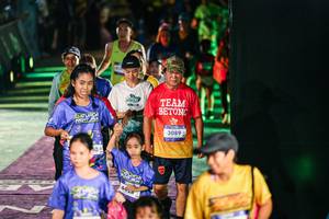 BIB: 
                            <button type="button" onclick="openModal(26342377)" class="btn btn-primary btn-sm float-right btn-popup" data-toggle="modal" data-target=".modal-high-quality">
                        <i class="fas fa-shopping-cart"></i> Add to Cart
                    </button>
                                            <button type="button" onclick="isThisMe(26342377, true)" class="btn btn-success btn-sm float-right btn-popup btn-isme hidden" data-toggle="tooltip" data-placement="bottom" title="นี่คือรูปของคุณใช่ไหม คลิกที่นี่เพื่อเอาเข้าอัลบั้ม">
                        <i class="fas fa-plus"></i> Add to album
                    </button>
                    <button type="button" onclick="isThisMe(26342377, false)" class="btn btn-warning btn-sm float-right btn-popup btn-isnotme hidden">
                        <i class="fas fa-ban"></i> Remove from album
                    </button>