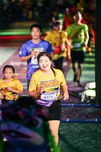 BIB: 
                            <button type="button" onclick="openModal(26339565)" class="btn btn-primary btn-sm float-right btn-popup" data-toggle="modal" data-target=".modal-high-quality">
                        <i class="fas fa-shopping-cart"></i> Add to Cart
                    </button>
                                            <button type="button" onclick="isThisMe(26339565, true)" class="btn btn-success btn-sm float-right btn-popup btn-isme hidden" data-toggle="tooltip" data-placement="bottom" title="นี่คือรูปของคุณใช่ไหม คลิกที่นี่เพื่อเอาเข้าอัลบั้ม">
                        <i class="fas fa-plus"></i> Add to album
                    </button>
                    <button type="button" onclick="isThisMe(26339565, false)" class="btn btn-warning btn-sm float-right btn-popup btn-isnotme hidden">
                        <i class="fas fa-ban"></i> Remove from album
                    </button>