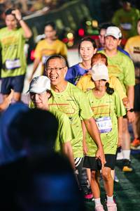 BIB: 
                            <button type="button" onclick="openModal(26338392)" class="btn btn-primary btn-sm float-right btn-popup" data-toggle="modal" data-target=".modal-high-quality">
                        <i class="fas fa-shopping-cart"></i> Add to Cart
                    </button>
                                            <button type="button" onclick="isThisMe(26338392, true)" class="btn btn-success btn-sm float-right btn-popup btn-isme hidden" data-toggle="tooltip" data-placement="bottom" title="นี่คือรูปของคุณใช่ไหม คลิกที่นี่เพื่อเอาเข้าอัลบั้ม">
                        <i class="fas fa-plus"></i> Add to album
                    </button>
                    <button type="button" onclick="isThisMe(26338392, false)" class="btn btn-warning btn-sm float-right btn-popup btn-isnotme hidden">
                        <i class="fas fa-ban"></i> Remove from album
                    </button>