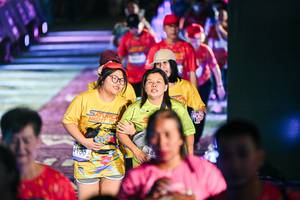 BIB: 
                            <button type="button" onclick="openModal(26342412)" class="btn btn-primary btn-sm float-right btn-popup" data-toggle="modal" data-target=".modal-high-quality">
                        <i class="fas fa-shopping-cart"></i> Add to Cart
                    </button>
                                            <button type="button" onclick="isThisMe(26342412, true)" class="btn btn-success btn-sm float-right btn-popup btn-isme hidden" data-toggle="tooltip" data-placement="bottom" title="นี่คือรูปของคุณใช่ไหม คลิกที่นี่เพื่อเอาเข้าอัลบั้ม">
                        <i class="fas fa-plus"></i> Add to album
                    </button>
                    <button type="button" onclick="isThisMe(26342412, false)" class="btn btn-warning btn-sm float-right btn-popup btn-isnotme hidden">
                        <i class="fas fa-ban"></i> Remove from album
                    </button>