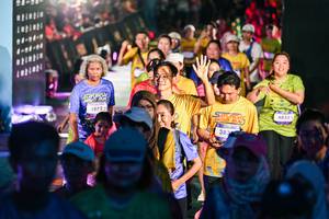 BIB: 
                            <button type="button" onclick="openModal(26342104)" class="btn btn-primary btn-sm float-right btn-popup" data-toggle="modal" data-target=".modal-high-quality">
                        <i class="fas fa-shopping-cart"></i> Add to Cart
                    </button>
                                            <button type="button" onclick="isThisMe(26342104, true)" class="btn btn-success btn-sm float-right btn-popup btn-isme hidden" data-toggle="tooltip" data-placement="bottom" title="นี่คือรูปของคุณใช่ไหม คลิกที่นี่เพื่อเอาเข้าอัลบั้ม">
                        <i class="fas fa-plus"></i> Add to album
                    </button>
                    <button type="button" onclick="isThisMe(26342104, false)" class="btn btn-warning btn-sm float-right btn-popup btn-isnotme hidden">
                        <i class="fas fa-ban"></i> Remove from album
                    </button>