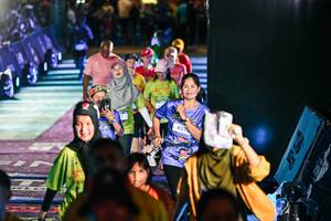 BIB: 
                            <button type="button" onclick="openModal(26341818)" class="btn btn-primary btn-sm float-right btn-popup" data-toggle="modal" data-target=".modal-high-quality">
                        <i class="fas fa-shopping-cart"></i> Add to Cart
                    </button>
                                            <button type="button" onclick="isThisMe(26341818, true)" class="btn btn-success btn-sm float-right btn-popup btn-isme hidden" data-toggle="tooltip" data-placement="bottom" title="นี่คือรูปของคุณใช่ไหม คลิกที่นี่เพื่อเอาเข้าอัลบั้ม">
                        <i class="fas fa-plus"></i> Add to album
                    </button>
                    <button type="button" onclick="isThisMe(26341818, false)" class="btn btn-warning btn-sm float-right btn-popup btn-isnotme hidden">
                        <i class="fas fa-ban"></i> Remove from album
                    </button>