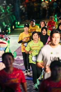 BIB: 
                            <button type="button" onclick="openModal(26339324)" class="btn btn-primary btn-sm float-right btn-popup" data-toggle="modal" data-target=".modal-high-quality">
                        <i class="fas fa-shopping-cart"></i> Add to Cart
                    </button>
                                            <button type="button" onclick="isThisMe(26339324, true)" class="btn btn-success btn-sm float-right btn-popup btn-isme hidden" data-toggle="tooltip" data-placement="bottom" title="นี่คือรูปของคุณใช่ไหม คลิกที่นี่เพื่อเอาเข้าอัลบั้ม">
                        <i class="fas fa-plus"></i> Add to album
                    </button>
                    <button type="button" onclick="isThisMe(26339324, false)" class="btn btn-warning btn-sm float-right btn-popup btn-isnotme hidden">
                        <i class="fas fa-ban"></i> Remove from album
                    </button>