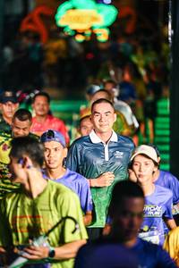 BIB: 
                            <button type="button" onclick="openModal(26338942)" class="btn btn-primary btn-sm float-right btn-popup" data-toggle="modal" data-target=".modal-high-quality">
                        <i class="fas fa-shopping-cart"></i> Add to Cart
                    </button>
                                            <button type="button" onclick="isThisMe(26338942, true)" class="btn btn-success btn-sm float-right btn-popup btn-isme hidden" data-toggle="tooltip" data-placement="bottom" title="นี่คือรูปของคุณใช่ไหม คลิกที่นี่เพื่อเอาเข้าอัลบั้ม">
                        <i class="fas fa-plus"></i> Add to album
                    </button>
                    <button type="button" onclick="isThisMe(26338942, false)" class="btn btn-warning btn-sm float-right btn-popup btn-isnotme hidden">
                        <i class="fas fa-ban"></i> Remove from album
                    </button>