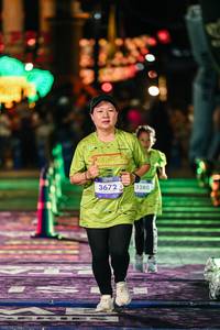 BIB: 
                            <button type="button" onclick="openModal(26338209)" class="btn btn-primary btn-sm float-right btn-popup" data-toggle="modal" data-target=".modal-high-quality">
                        <i class="fas fa-shopping-cart"></i> Add to Cart
                    </button>
                                            <button type="button" onclick="isThisMe(26338209, true)" class="btn btn-success btn-sm float-right btn-popup btn-isme hidden" data-toggle="tooltip" data-placement="bottom" title="นี่คือรูปของคุณใช่ไหม คลิกที่นี่เพื่อเอาเข้าอัลบั้ม">
                        <i class="fas fa-plus"></i> Add to album
                    </button>
                    <button type="button" onclick="isThisMe(26338209, false)" class="btn btn-warning btn-sm float-right btn-popup btn-isnotme hidden">
                        <i class="fas fa-ban"></i> Remove from album
                    </button>