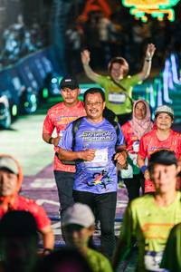 BIB: 
                            <button type="button" onclick="openModal(26339410)" class="btn btn-primary btn-sm float-right btn-popup" data-toggle="modal" data-target=".modal-high-quality">
                        <i class="fas fa-shopping-cart"></i> Add to Cart
                    </button>
                                            <button type="button" onclick="isThisMe(26339410, true)" class="btn btn-success btn-sm float-right btn-popup btn-isme hidden" data-toggle="tooltip" data-placement="bottom" title="นี่คือรูปของคุณใช่ไหม คลิกที่นี่เพื่อเอาเข้าอัลบั้ม">
                        <i class="fas fa-plus"></i> Add to album
                    </button>
                    <button type="button" onclick="isThisMe(26339410, false)" class="btn btn-warning btn-sm float-right btn-popup btn-isnotme hidden">
                        <i class="fas fa-ban"></i> Remove from album
                    </button>