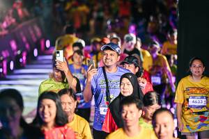 BIB: 
                            <button type="button" onclick="openModal(26342737)" class="btn btn-primary btn-sm float-right btn-popup" data-toggle="modal" data-target=".modal-high-quality">
                        <i class="fas fa-shopping-cart"></i> Add to Cart
                    </button>
                                            <button type="button" onclick="isThisMe(26342737, true)" class="btn btn-success btn-sm float-right btn-popup btn-isme hidden" data-toggle="tooltip" data-placement="bottom" title="นี่คือรูปของคุณใช่ไหม คลิกที่นี่เพื่อเอาเข้าอัลบั้ม">
                        <i class="fas fa-plus"></i> Add to album
                    </button>
                    <button type="button" onclick="isThisMe(26342737, false)" class="btn btn-warning btn-sm float-right btn-popup btn-isnotme hidden">
                        <i class="fas fa-ban"></i> Remove from album
                    </button>