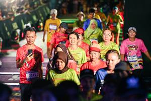 BIB: 
                            <button type="button" onclick="openModal(26342083)" class="btn btn-primary btn-sm float-right btn-popup" data-toggle="modal" data-target=".modal-high-quality">
                        <i class="fas fa-shopping-cart"></i> Add to Cart
                    </button>
                                            <button type="button" onclick="isThisMe(26342083, true)" class="btn btn-success btn-sm float-right btn-popup btn-isme hidden" data-toggle="tooltip" data-placement="bottom" title="นี่คือรูปของคุณใช่ไหม คลิกที่นี่เพื่อเอาเข้าอัลบั้ม">
                        <i class="fas fa-plus"></i> Add to album
                    </button>
                    <button type="button" onclick="isThisMe(26342083, false)" class="btn btn-warning btn-sm float-right btn-popup btn-isnotme hidden">
                        <i class="fas fa-ban"></i> Remove from album
                    </button>