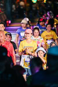 BIB: 
                            <button type="button" onclick="openModal(26340180)" class="btn btn-primary btn-sm float-right btn-popup" data-toggle="modal" data-target=".modal-high-quality">
                        <i class="fas fa-shopping-cart"></i> Add to Cart
                    </button>
                                            <button type="button" onclick="isThisMe(26340180, true)" class="btn btn-success btn-sm float-right btn-popup btn-isme hidden" data-toggle="tooltip" data-placement="bottom" title="นี่คือรูปของคุณใช่ไหม คลิกที่นี่เพื่อเอาเข้าอัลบั้ม">
                        <i class="fas fa-plus"></i> Add to album
                    </button>
                    <button type="button" onclick="isThisMe(26340180, false)" class="btn btn-warning btn-sm float-right btn-popup btn-isnotme hidden">
                        <i class="fas fa-ban"></i> Remove from album
                    </button>