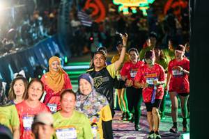 BIB: 
                            <button type="button" onclick="openModal(26341957)" class="btn btn-primary btn-sm float-right btn-popup" data-toggle="modal" data-target=".modal-high-quality">
                        <i class="fas fa-shopping-cart"></i> Add to Cart
                    </button>
                                            <button type="button" onclick="isThisMe(26341957, true)" class="btn btn-success btn-sm float-right btn-popup btn-isme hidden" data-toggle="tooltip" data-placement="bottom" title="นี่คือรูปของคุณใช่ไหม คลิกที่นี่เพื่อเอาเข้าอัลบั้ม">
                        <i class="fas fa-plus"></i> Add to album
                    </button>
                    <button type="button" onclick="isThisMe(26341957, false)" class="btn btn-warning btn-sm float-right btn-popup btn-isnotme hidden">
                        <i class="fas fa-ban"></i> Remove from album
                    </button>