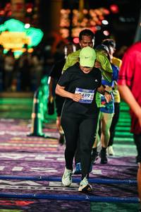 BIB: 
                            <button type="button" onclick="openModal(26338288)" class="btn btn-primary btn-sm float-right btn-popup" data-toggle="modal" data-target=".modal-high-quality">
                        <i class="fas fa-shopping-cart"></i> Add to Cart
                    </button>
                                            <button type="button" onclick="isThisMe(26338288, true)" class="btn btn-success btn-sm float-right btn-popup btn-isme hidden" data-toggle="tooltip" data-placement="bottom" title="นี่คือรูปของคุณใช่ไหม คลิกที่นี่เพื่อเอาเข้าอัลบั้ม">
                        <i class="fas fa-plus"></i> Add to album
                    </button>
                    <button type="button" onclick="isThisMe(26338288, false)" class="btn btn-warning btn-sm float-right btn-popup btn-isnotme hidden">
                        <i class="fas fa-ban"></i> Remove from album
                    </button>