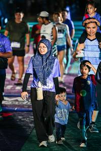 BIB: 
                            <button type="button" onclick="openModal(26342944)" class="btn btn-primary btn-sm float-right btn-popup" data-toggle="modal" data-target=".modal-high-quality">
                        <i class="fas fa-shopping-cart"></i> Add to Cart
                    </button>
                                            <button type="button" onclick="isThisMe(26342944, true)" class="btn btn-success btn-sm float-right btn-popup btn-isme hidden" data-toggle="tooltip" data-placement="bottom" title="นี่คือรูปของคุณใช่ไหม คลิกที่นี่เพื่อเอาเข้าอัลบั้ม">
                        <i class="fas fa-plus"></i> Add to album
                    </button>
                    <button type="button" onclick="isThisMe(26342944, false)" class="btn btn-warning btn-sm float-right btn-popup btn-isnotme hidden">
                        <i class="fas fa-ban"></i> Remove from album
                    </button>