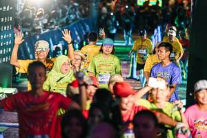 BIB: 
                            <button type="button" onclick="openModal(26342088)" class="btn btn-primary btn-sm float-right btn-popup" data-toggle="modal" data-target=".modal-high-quality">
                        <i class="fas fa-shopping-cart"></i> Add to Cart
                    </button>
                                            <button type="button" onclick="isThisMe(26342088, true)" class="btn btn-success btn-sm float-right btn-popup btn-isme hidden" data-toggle="tooltip" data-placement="bottom" title="นี่คือรูปของคุณใช่ไหม คลิกที่นี่เพื่อเอาเข้าอัลบั้ม">
                        <i class="fas fa-plus"></i> Add to album
                    </button>
                    <button type="button" onclick="isThisMe(26342088, false)" class="btn btn-warning btn-sm float-right btn-popup btn-isnotme hidden">
                        <i class="fas fa-ban"></i> Remove from album
                    </button>