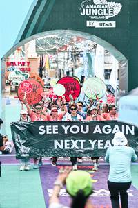 BIB: 
                            <button type="button" onclick="openModal(26496130)" class="btn btn-primary btn-sm float-right btn-popup" data-toggle="modal" data-target=".modal-high-quality">
                        <i class="fas fa-shopping-cart"></i> Add to Cart
                    </button>
                                            <button type="button" onclick="isThisMe(26496130, true)" class="btn btn-success btn-sm float-right btn-popup btn-isme hidden" data-toggle="tooltip" data-placement="bottom" title="นี่คือรูปของคุณใช่ไหม คลิกที่นี่เพื่อเอาเข้าอัลบั้ม">
                        <i class="fas fa-plus"></i> Add to album
                    </button>
                    <button type="button" onclick="isThisMe(26496130, false)" class="btn btn-warning btn-sm float-right btn-popup btn-isnotme hidden">
                        <i class="fas fa-ban"></i> Remove from album
                    </button>