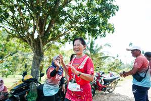 BIB: 
                            <button type="button" onclick="openModal(26303701)" class="btn btn-primary btn-sm float-right btn-popup" data-toggle="modal" data-target=".modal-high-quality">
                        <i class="fas fa-shopping-cart"></i> Add to Cart
                    </button>
                                            <button type="button" onclick="isThisMe(26303701, true)" class="btn btn-success btn-sm float-right btn-popup btn-isme hidden" data-toggle="tooltip" data-placement="bottom" title="นี่คือรูปของคุณใช่ไหม คลิกที่นี่เพื่อเอาเข้าอัลบั้ม">
                        <i class="fas fa-plus"></i> Add to album
                    </button>
                    <button type="button" onclick="isThisMe(26303701, false)" class="btn btn-warning btn-sm float-right btn-popup btn-isnotme hidden">
                        <i class="fas fa-ban"></i> Remove from album
                    </button>