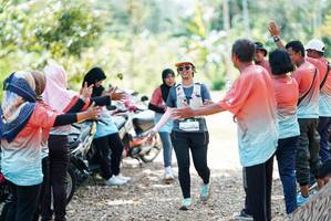 BIB: 
                            <button type="button" onclick="openModal(26302658)" class="btn btn-primary btn-sm float-right btn-popup" data-toggle="modal" data-target=".modal-high-quality">
                        <i class="fas fa-shopping-cart"></i> Add to Cart
                    </button>
                                            <button type="button" onclick="isThisMe(26302658, true)" class="btn btn-success btn-sm float-right btn-popup btn-isme hidden" data-toggle="tooltip" data-placement="bottom" title="นี่คือรูปของคุณใช่ไหม คลิกที่นี่เพื่อเอาเข้าอัลบั้ม">
                        <i class="fas fa-plus"></i> Add to album
                    </button>
                    <button type="button" onclick="isThisMe(26302658, false)" class="btn btn-warning btn-sm float-right btn-popup btn-isnotme hidden">
                        <i class="fas fa-ban"></i> Remove from album
                    </button>