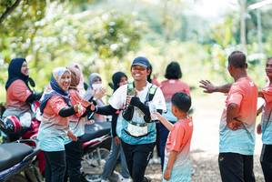 BIB: 
                            <button type="button" onclick="openModal(26302737)" class="btn btn-primary btn-sm float-right btn-popup" data-toggle="modal" data-target=".modal-high-quality">
                        <i class="fas fa-shopping-cart"></i> Add to Cart
                    </button>
                                            <button type="button" onclick="isThisMe(26302737, true)" class="btn btn-success btn-sm float-right btn-popup btn-isme hidden" data-toggle="tooltip" data-placement="bottom" title="นี่คือรูปของคุณใช่ไหม คลิกที่นี่เพื่อเอาเข้าอัลบั้ม">
                        <i class="fas fa-plus"></i> Add to album
                    </button>
                    <button type="button" onclick="isThisMe(26302737, false)" class="btn btn-warning btn-sm float-right btn-popup btn-isnotme hidden">
                        <i class="fas fa-ban"></i> Remove from album
                    </button>