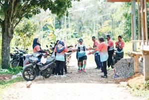 BIB: 
                            <button type="button" onclick="openModal(26302340)" class="btn btn-primary btn-sm float-right btn-popup" data-toggle="modal" data-target=".modal-high-quality">
                        <i class="fas fa-shopping-cart"></i> Add to Cart
                    </button>
                                            <button type="button" onclick="isThisMe(26302340, true)" class="btn btn-success btn-sm float-right btn-popup btn-isme hidden" data-toggle="tooltip" data-placement="bottom" title="นี่คือรูปของคุณใช่ไหม คลิกที่นี่เพื่อเอาเข้าอัลบั้ม">
                        <i class="fas fa-plus"></i> Add to album
                    </button>
                    <button type="button" onclick="isThisMe(26302340, false)" class="btn btn-warning btn-sm float-right btn-popup btn-isnotme hidden">
                        <i class="fas fa-ban"></i> Remove from album
                    </button>