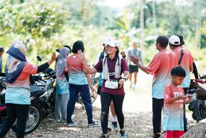 BIB: 
                            <button type="button" onclick="openModal(26302685)" class="btn btn-primary btn-sm float-right btn-popup" data-toggle="modal" data-target=".modal-high-quality">
                        <i class="fas fa-shopping-cart"></i> Add to Cart
                    </button>
                                            <button type="button" onclick="isThisMe(26302685, true)" class="btn btn-success btn-sm float-right btn-popup btn-isme hidden" data-toggle="tooltip" data-placement="bottom" title="นี่คือรูปของคุณใช่ไหม คลิกที่นี่เพื่อเอาเข้าอัลบั้ม">
                        <i class="fas fa-plus"></i> Add to album
                    </button>
                    <button type="button" onclick="isThisMe(26302685, false)" class="btn btn-warning btn-sm float-right btn-popup btn-isnotme hidden">
                        <i class="fas fa-ban"></i> Remove from album
                    </button>