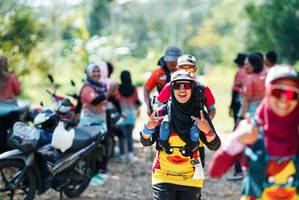 BIB: 
                            <button type="button" onclick="openModal(26301107)" class="btn btn-primary btn-sm float-right btn-popup" data-toggle="modal" data-target=".modal-high-quality">
                        <i class="fas fa-shopping-cart"></i> Add to Cart
                    </button>
                                            <button type="button" onclick="isThisMe(26301107, true)" class="btn btn-success btn-sm float-right btn-popup btn-isme hidden" data-toggle="tooltip" data-placement="bottom" title="นี่คือรูปของคุณใช่ไหม คลิกที่นี่เพื่อเอาเข้าอัลบั้ม">
                        <i class="fas fa-plus"></i> Add to album
                    </button>
                    <button type="button" onclick="isThisMe(26301107, false)" class="btn btn-warning btn-sm float-right btn-popup btn-isnotme hidden">
                        <i class="fas fa-ban"></i> Remove from album
                    </button>