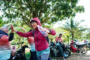 BIB: 
                            <button type="button" onclick="openModal(26303689)" class="btn btn-primary btn-sm float-right btn-popup" data-toggle="modal" data-target=".modal-high-quality">
                        <i class="fas fa-shopping-cart"></i> Add to Cart
                    </button>
                                            <button type="button" onclick="isThisMe(26303689, true)" class="btn btn-success btn-sm float-right btn-popup btn-isme hidden" data-toggle="tooltip" data-placement="bottom" title="นี่คือรูปของคุณใช่ไหม คลิกที่นี่เพื่อเอาเข้าอัลบั้ม">
                        <i class="fas fa-plus"></i> Add to album
                    </button>
                    <button type="button" onclick="isThisMe(26303689, false)" class="btn btn-warning btn-sm float-right btn-popup btn-isnotme hidden">
                        <i class="fas fa-ban"></i> Remove from album
                    </button>