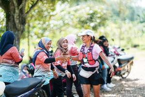 BIB: 
                            <button type="button" onclick="openModal(26302652)" class="btn btn-primary btn-sm float-right btn-popup" data-toggle="modal" data-target=".modal-high-quality">
                        <i class="fas fa-shopping-cart"></i> Add to Cart
                    </button>
                                            <button type="button" onclick="isThisMe(26302652, true)" class="btn btn-success btn-sm float-right btn-popup btn-isme hidden" data-toggle="tooltip" data-placement="bottom" title="นี่คือรูปของคุณใช่ไหม คลิกที่นี่เพื่อเอาเข้าอัลบั้ม">
                        <i class="fas fa-plus"></i> Add to album
                    </button>
                    <button type="button" onclick="isThisMe(26302652, false)" class="btn btn-warning btn-sm float-right btn-popup btn-isnotme hidden">
                        <i class="fas fa-ban"></i> Remove from album
                    </button>