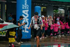 BIB: 
                            <button type="button" onclick="openModal(26209283)" class="btn btn-primary btn-sm float-right btn-popup" data-toggle="modal" data-target=".modal-high-quality">
                        <i class="fas fa-shopping-cart"></i> Add to Cart
                    </button>
                                            <button type="button" onclick="isThisMe(26209283, true)" class="btn btn-success btn-sm float-right btn-popup btn-isme hidden" data-toggle="tooltip" data-placement="bottom" title="นี่คือรูปของคุณใช่ไหม คลิกที่นี่เพื่อเอาเข้าอัลบั้ม">
                        <i class="fas fa-plus"></i> Add to album
                    </button>
                    <button type="button" onclick="isThisMe(26209283, false)" class="btn btn-warning btn-sm float-right btn-popup btn-isnotme hidden">
                        <i class="fas fa-ban"></i> Remove from album
                    </button>