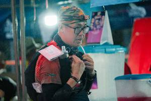 BIB: 
                            <button type="button" onclick="openModal(26212900)" class="btn btn-primary btn-sm float-right btn-popup" data-toggle="modal" data-target=".modal-high-quality">
                        <i class="fas fa-shopping-cart"></i> Add to Cart
                    </button>
                                            <button type="button" onclick="isThisMe(26212900, true)" class="btn btn-success btn-sm float-right btn-popup btn-isme hidden" data-toggle="tooltip" data-placement="bottom" title="นี่คือรูปของคุณใช่ไหม คลิกที่นี่เพื่อเอาเข้าอัลบั้ม">
                        <i class="fas fa-plus"></i> Add to album
                    </button>
                    <button type="button" onclick="isThisMe(26212900, false)" class="btn btn-warning btn-sm float-right btn-popup btn-isnotme hidden">
                        <i class="fas fa-ban"></i> Remove from album
                    </button>