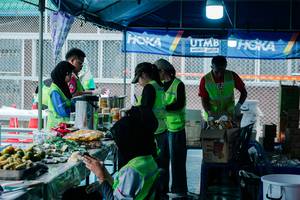 BIB: 
                            <button type="button" onclick="openModal(26206373)" class="btn btn-primary btn-sm float-right btn-popup" data-toggle="modal" data-target=".modal-high-quality">
                        <i class="fas fa-shopping-cart"></i> Add to Cart
                    </button>
                                            <button type="button" onclick="isThisMe(26206373, true)" class="btn btn-success btn-sm float-right btn-popup btn-isme hidden" data-toggle="tooltip" data-placement="bottom" title="นี่คือรูปของคุณใช่ไหม คลิกที่นี่เพื่อเอาเข้าอัลบั้ม">
                        <i class="fas fa-plus"></i> Add to album
                    </button>
                    <button type="button" onclick="isThisMe(26206373, false)" class="btn btn-warning btn-sm float-right btn-popup btn-isnotme hidden">
                        <i class="fas fa-ban"></i> Remove from album
                    </button>