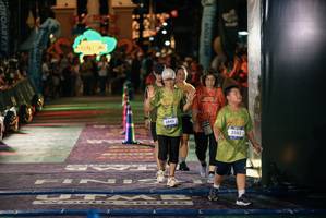 BIB: 
                            <button type="button" onclick="openModal(26458092)" class="btn btn-primary btn-sm float-right btn-popup" data-toggle="modal" data-target=".modal-high-quality">
                        <i class="fas fa-shopping-cart"></i> Add to Cart
                    </button>
                                            <button type="button" onclick="isThisMe(26458092, true)" class="btn btn-success btn-sm float-right btn-popup btn-isme hidden" data-toggle="tooltip" data-placement="bottom" title="นี่คือรูปของคุณใช่ไหม คลิกที่นี่เพื่อเอาเข้าอัลบั้ม">
                        <i class="fas fa-plus"></i> Add to album
                    </button>
                    <button type="button" onclick="isThisMe(26458092, false)" class="btn btn-warning btn-sm float-right btn-popup btn-isnotme hidden">
                        <i class="fas fa-ban"></i> Remove from album
                    </button>