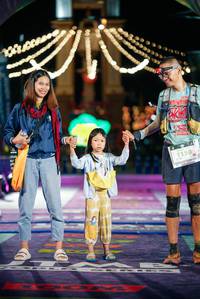 BIB: 
                            <button type="button" onclick="openModal(26399064)" class="btn btn-primary btn-sm float-right btn-popup" data-toggle="modal" data-target=".modal-high-quality">
                        <i class="fas fa-shopping-cart"></i> Add to Cart
                    </button>
                                            <button type="button" onclick="isThisMe(26399064, true)" class="btn btn-success btn-sm float-right btn-popup btn-isme hidden" data-toggle="tooltip" data-placement="bottom" title="นี่คือรูปของคุณใช่ไหม คลิกที่นี่เพื่อเอาเข้าอัลบั้ม">
                        <i class="fas fa-plus"></i> Add to album
                    </button>
                    <button type="button" onclick="isThisMe(26399064, false)" class="btn btn-warning btn-sm float-right btn-popup btn-isnotme hidden">
                        <i class="fas fa-ban"></i> Remove from album
                    </button>