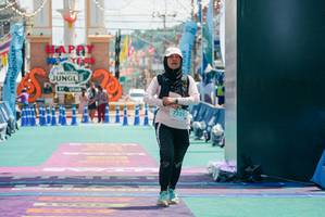 BIB: 
                            <button type="button" onclick="openModal(26509605)" class="btn btn-primary btn-sm float-right btn-popup" data-toggle="modal" data-target=".modal-high-quality">
                        <i class="fas fa-shopping-cart"></i> Add to Cart
                    </button>
                                            <button type="button" onclick="isThisMe(26509605, true)" class="btn btn-success btn-sm float-right btn-popup btn-isme hidden" data-toggle="tooltip" data-placement="bottom" title="นี่คือรูปของคุณใช่ไหม คลิกที่นี่เพื่อเอาเข้าอัลบั้ม">
                        <i class="fas fa-plus"></i> Add to album
                    </button>
                    <button type="button" onclick="isThisMe(26509605, false)" class="btn btn-warning btn-sm float-right btn-popup btn-isnotme hidden">
                        <i class="fas fa-ban"></i> Remove from album
                    </button>