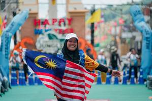 BIB: 
                            <button type="button" onclick="openModal(26514716)" class="btn btn-primary btn-sm float-right btn-popup" data-toggle="modal" data-target=".modal-high-quality">
                        <i class="fas fa-shopping-cart"></i> Add to Cart
                    </button>
                                            <button type="button" onclick="isThisMe(26514716, true)" class="btn btn-success btn-sm float-right btn-popup btn-isme hidden" data-toggle="tooltip" data-placement="bottom" title="นี่คือรูปของคุณใช่ไหม คลิกที่นี่เพื่อเอาเข้าอัลบั้ม">
                        <i class="fas fa-plus"></i> Add to album
                    </button>
                    <button type="button" onclick="isThisMe(26514716, false)" class="btn btn-warning btn-sm float-right btn-popup btn-isnotme hidden">
                        <i class="fas fa-ban"></i> Remove from album
                    </button>