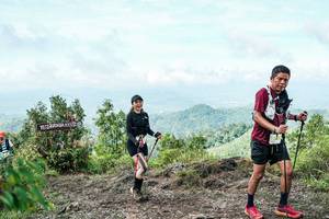 BIB: 
                            <button type="button" onclick="openModal(26521929)" class="btn btn-primary btn-sm float-right btn-popup" data-toggle="modal" data-target=".modal-high-quality">
                        <i class="fas fa-shopping-cart"></i> Add to Cart
                    </button>
                                            <button type="button" onclick="isThisMe(26521929, true)" class="btn btn-success btn-sm float-right btn-popup btn-isme hidden" data-toggle="tooltip" data-placement="bottom" title="นี่คือรูปของคุณใช่ไหม คลิกที่นี่เพื่อเอาเข้าอัลบั้ม">
                        <i class="fas fa-plus"></i> Add to album
                    </button>
                    <button type="button" onclick="isThisMe(26521929, false)" class="btn btn-warning btn-sm float-right btn-popup btn-isnotme hidden">
                        <i class="fas fa-ban"></i> Remove from album
                    </button>