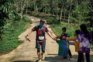 BIB: 
                            <button type="button" onclick="openModal(26477194)" class="btn btn-primary btn-sm float-right btn-popup" data-toggle="modal" data-target=".modal-high-quality">
                        <i class="fas fa-shopping-cart"></i> Add to Cart
                    </button>
                                            <button type="button" onclick="isThisMe(26477194, true)" class="btn btn-success btn-sm float-right btn-popup btn-isme hidden" data-toggle="tooltip" data-placement="bottom" title="นี่คือรูปของคุณใช่ไหม คลิกที่นี่เพื่อเอาเข้าอัลบั้ม">
                        <i class="fas fa-plus"></i> Add to album
                    </button>
                    <button type="button" onclick="isThisMe(26477194, false)" class="btn btn-warning btn-sm float-right btn-popup btn-isnotme hidden">
                        <i class="fas fa-ban"></i> Remove from album
                    </button>