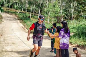 BIB: 
                            <button type="button" onclick="openModal(26475306)" class="btn btn-primary btn-sm float-right btn-popup" data-toggle="modal" data-target=".modal-high-quality">
                        <i class="fas fa-shopping-cart"></i> Add to Cart
                    </button>
                                            <button type="button" onclick="isThisMe(26475306, true)" class="btn btn-success btn-sm float-right btn-popup btn-isme hidden" data-toggle="tooltip" data-placement="bottom" title="นี่คือรูปของคุณใช่ไหม คลิกที่นี่เพื่อเอาเข้าอัลบั้ม">
                        <i class="fas fa-plus"></i> Add to album
                    </button>
                    <button type="button" onclick="isThisMe(26475306, false)" class="btn btn-warning btn-sm float-right btn-popup btn-isnotme hidden">
                        <i class="fas fa-ban"></i> Remove from album
                    </button>