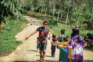 BIB: 
                            <button type="button" onclick="openModal(26476040)" class="btn btn-primary btn-sm float-right btn-popup" data-toggle="modal" data-target=".modal-high-quality">
                        <i class="fas fa-shopping-cart"></i> Add to Cart
                    </button>
                                            <button type="button" onclick="isThisMe(26476040, true)" class="btn btn-success btn-sm float-right btn-popup btn-isme hidden" data-toggle="tooltip" data-placement="bottom" title="นี่คือรูปของคุณใช่ไหม คลิกที่นี่เพื่อเอาเข้าอัลบั้ม">
                        <i class="fas fa-plus"></i> Add to album
                    </button>
                    <button type="button" onclick="isThisMe(26476040, false)" class="btn btn-warning btn-sm float-right btn-popup btn-isnotme hidden">
                        <i class="fas fa-ban"></i> Remove from album
                    </button>