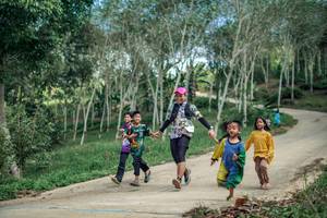 BIB: 
                            <button type="button" onclick="openModal(26483117)" class="btn btn-primary btn-sm float-right btn-popup" data-toggle="modal" data-target=".modal-high-quality">
                        <i class="fas fa-shopping-cart"></i> Add to Cart
                    </button>
                                            <button type="button" onclick="isThisMe(26483117, true)" class="btn btn-success btn-sm float-right btn-popup btn-isme hidden" data-toggle="tooltip" data-placement="bottom" title="นี่คือรูปของคุณใช่ไหม คลิกที่นี่เพื่อเอาเข้าอัลบั้ม">
                        <i class="fas fa-plus"></i> Add to album
                    </button>
                    <button type="button" onclick="isThisMe(26483117, false)" class="btn btn-warning btn-sm float-right btn-popup btn-isnotme hidden">
                        <i class="fas fa-ban"></i> Remove from album
                    </button>