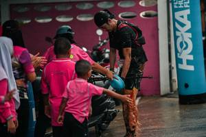 BIB: 
                            <button type="button" onclick="openModal(26214787)" class="btn btn-primary btn-sm float-right btn-popup" data-toggle="modal" data-target=".modal-high-quality">
                        <i class="fas fa-shopping-cart"></i> Add to Cart
                    </button>
                                            <button type="button" onclick="isThisMe(26214787, true)" class="btn btn-success btn-sm float-right btn-popup btn-isme hidden" data-toggle="tooltip" data-placement="bottom" title="นี่คือรูปของคุณใช่ไหม คลิกที่นี่เพื่อเอาเข้าอัลบั้ม">
                        <i class="fas fa-plus"></i> Add to album
                    </button>
                    <button type="button" onclick="isThisMe(26214787, false)" class="btn btn-warning btn-sm float-right btn-popup btn-isnotme hidden">
                        <i class="fas fa-ban"></i> Remove from album
                    </button>