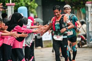 BIB: 
                            <button type="button" onclick="openModal(26212501)" class="btn btn-primary btn-sm float-right btn-popup" data-toggle="modal" data-target=".modal-high-quality">
                        <i class="fas fa-shopping-cart"></i> Add to Cart
                    </button>
                                            <button type="button" onclick="isThisMe(26212501, true)" class="btn btn-success btn-sm float-right btn-popup btn-isme hidden" data-toggle="tooltip" data-placement="bottom" title="นี่คือรูปของคุณใช่ไหม คลิกที่นี่เพื่อเอาเข้าอัลบั้ม">
                        <i class="fas fa-plus"></i> Add to album
                    </button>
                    <button type="button" onclick="isThisMe(26212501, false)" class="btn btn-warning btn-sm float-right btn-popup btn-isnotme hidden">
                        <i class="fas fa-ban"></i> Remove from album
                    </button>