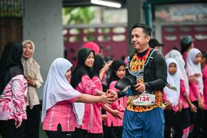 BIB: 
                            <button type="button" onclick="openModal(26214826)" class="btn btn-primary btn-sm float-right btn-popup" data-toggle="modal" data-target=".modal-high-quality">
                        <i class="fas fa-shopping-cart"></i> Add to Cart
                    </button>
                                            <button type="button" onclick="isThisMe(26214826, true)" class="btn btn-success btn-sm float-right btn-popup btn-isme hidden" data-toggle="tooltip" data-placement="bottom" title="นี่คือรูปของคุณใช่ไหม คลิกที่นี่เพื่อเอาเข้าอัลบั้ม">
                        <i class="fas fa-plus"></i> Add to album
                    </button>
                    <button type="button" onclick="isThisMe(26214826, false)" class="btn btn-warning btn-sm float-right btn-popup btn-isnotme hidden">
                        <i class="fas fa-ban"></i> Remove from album
                    </button>