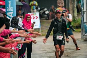 BIB: 
                            <button type="button" onclick="openModal(26210704)" class="btn btn-primary btn-sm float-right btn-popup" data-toggle="modal" data-target=".modal-high-quality">
                        <i class="fas fa-shopping-cart"></i> Add to Cart
                    </button>
                                            <button type="button" onclick="isThisMe(26210704, true)" class="btn btn-success btn-sm float-right btn-popup btn-isme hidden" data-toggle="tooltip" data-placement="bottom" title="นี่คือรูปของคุณใช่ไหม คลิกที่นี่เพื่อเอาเข้าอัลบั้ม">
                        <i class="fas fa-plus"></i> Add to album
                    </button>
                    <button type="button" onclick="isThisMe(26210704, false)" class="btn btn-warning btn-sm float-right btn-popup btn-isnotme hidden">
                        <i class="fas fa-ban"></i> Remove from album
                    </button>