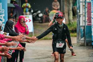 BIB: 
                            <button type="button" onclick="openModal(26210705)" class="btn btn-primary btn-sm float-right btn-popup" data-toggle="modal" data-target=".modal-high-quality">
                        <i class="fas fa-shopping-cart"></i> Add to Cart
                    </button>
                                            <button type="button" onclick="isThisMe(26210705, true)" class="btn btn-success btn-sm float-right btn-popup btn-isme hidden" data-toggle="tooltip" data-placement="bottom" title="นี่คือรูปของคุณใช่ไหม คลิกที่นี่เพื่อเอาเข้าอัลบั้ม">
                        <i class="fas fa-plus"></i> Add to album
                    </button>
                    <button type="button" onclick="isThisMe(26210705, false)" class="btn btn-warning btn-sm float-right btn-popup btn-isnotme hidden">
                        <i class="fas fa-ban"></i> Remove from album
                    </button>