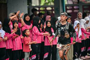 BIB: 
                            <button type="button" onclick="openModal(26210553)" class="btn btn-primary btn-sm float-right btn-popup" data-toggle="modal" data-target=".modal-high-quality">
                        <i class="fas fa-shopping-cart"></i> Add to Cart
                    </button>
                                            <button type="button" onclick="isThisMe(26210553, true)" class="btn btn-success btn-sm float-right btn-popup btn-isme hidden" data-toggle="tooltip" data-placement="bottom" title="นี่คือรูปของคุณใช่ไหม คลิกที่นี่เพื่อเอาเข้าอัลบั้ม">
                        <i class="fas fa-plus"></i> Add to album
                    </button>
                    <button type="button" onclick="isThisMe(26210553, false)" class="btn btn-warning btn-sm float-right btn-popup btn-isnotme hidden">
                        <i class="fas fa-ban"></i> Remove from album
                    </button>