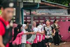 BIB: 
                            <button type="button" onclick="openModal(26210535)" class="btn btn-primary btn-sm float-right btn-popup" data-toggle="modal" data-target=".modal-high-quality">
                        <i class="fas fa-shopping-cart"></i> Add to Cart
                    </button>
                                            <button type="button" onclick="isThisMe(26210535, true)" class="btn btn-success btn-sm float-right btn-popup btn-isme hidden" data-toggle="tooltip" data-placement="bottom" title="นี่คือรูปของคุณใช่ไหม คลิกที่นี่เพื่อเอาเข้าอัลบั้ม">
                        <i class="fas fa-plus"></i> Add to album
                    </button>
                    <button type="button" onclick="isThisMe(26210535, false)" class="btn btn-warning btn-sm float-right btn-popup btn-isnotme hidden">
                        <i class="fas fa-ban"></i> Remove from album
                    </button>