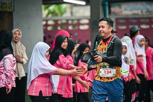 BIB: 
                            <button type="button" onclick="openModal(26214825)" class="btn btn-primary btn-sm float-right btn-popup" data-toggle="modal" data-target=".modal-high-quality">
                        <i class="fas fa-shopping-cart"></i> Add to Cart
                    </button>
                                            <button type="button" onclick="isThisMe(26214825, true)" class="btn btn-success btn-sm float-right btn-popup btn-isme hidden" data-toggle="tooltip" data-placement="bottom" title="นี่คือรูปของคุณใช่ไหม คลิกที่นี่เพื่อเอาเข้าอัลบั้ม">
                        <i class="fas fa-plus"></i> Add to album
                    </button>
                    <button type="button" onclick="isThisMe(26214825, false)" class="btn btn-warning btn-sm float-right btn-popup btn-isnotme hidden">
                        <i class="fas fa-ban"></i> Remove from album
                    </button>