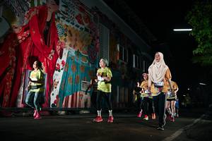 BIB: 
                            <button type="button" onclick="openModal(26285949)" class="btn btn-primary btn-sm float-right btn-popup" data-toggle="modal" data-target=".modal-high-quality">
                        <i class="fas fa-shopping-cart"></i> Add to Cart
                    </button>
                                            <button type="button" onclick="isThisMe(26285949, true)" class="btn btn-success btn-sm float-right btn-popup btn-isme hidden" data-toggle="tooltip" data-placement="bottom" title="นี่คือรูปของคุณใช่ไหม คลิกที่นี่เพื่อเอาเข้าอัลบั้ม">
                        <i class="fas fa-plus"></i> Add to album
                    </button>
                    <button type="button" onclick="isThisMe(26285949, false)" class="btn btn-warning btn-sm float-right btn-popup btn-isnotme hidden">
                        <i class="fas fa-ban"></i> Remove from album
                    </button>